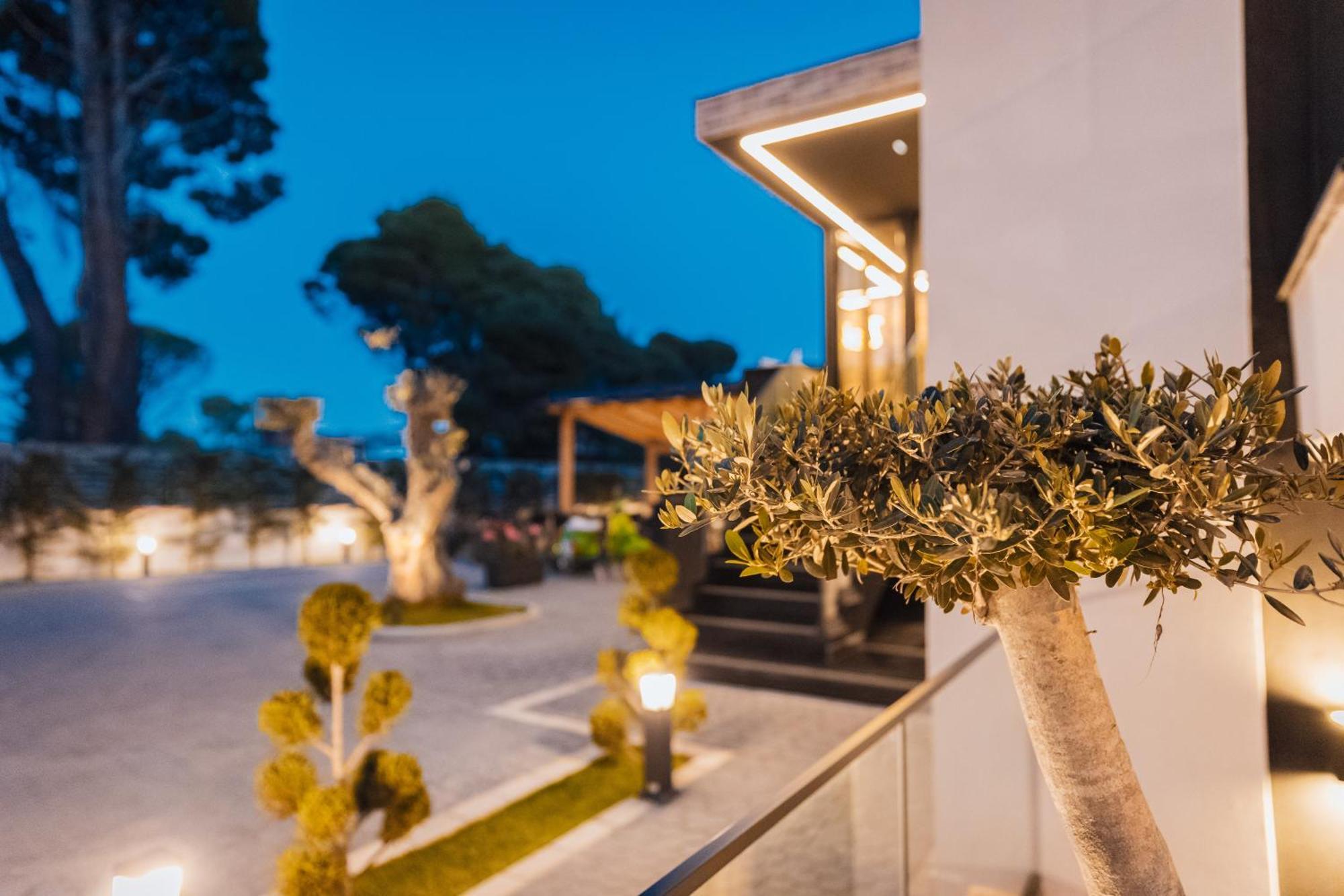 Hotel Beke Wlora Zewnętrze zdjęcie