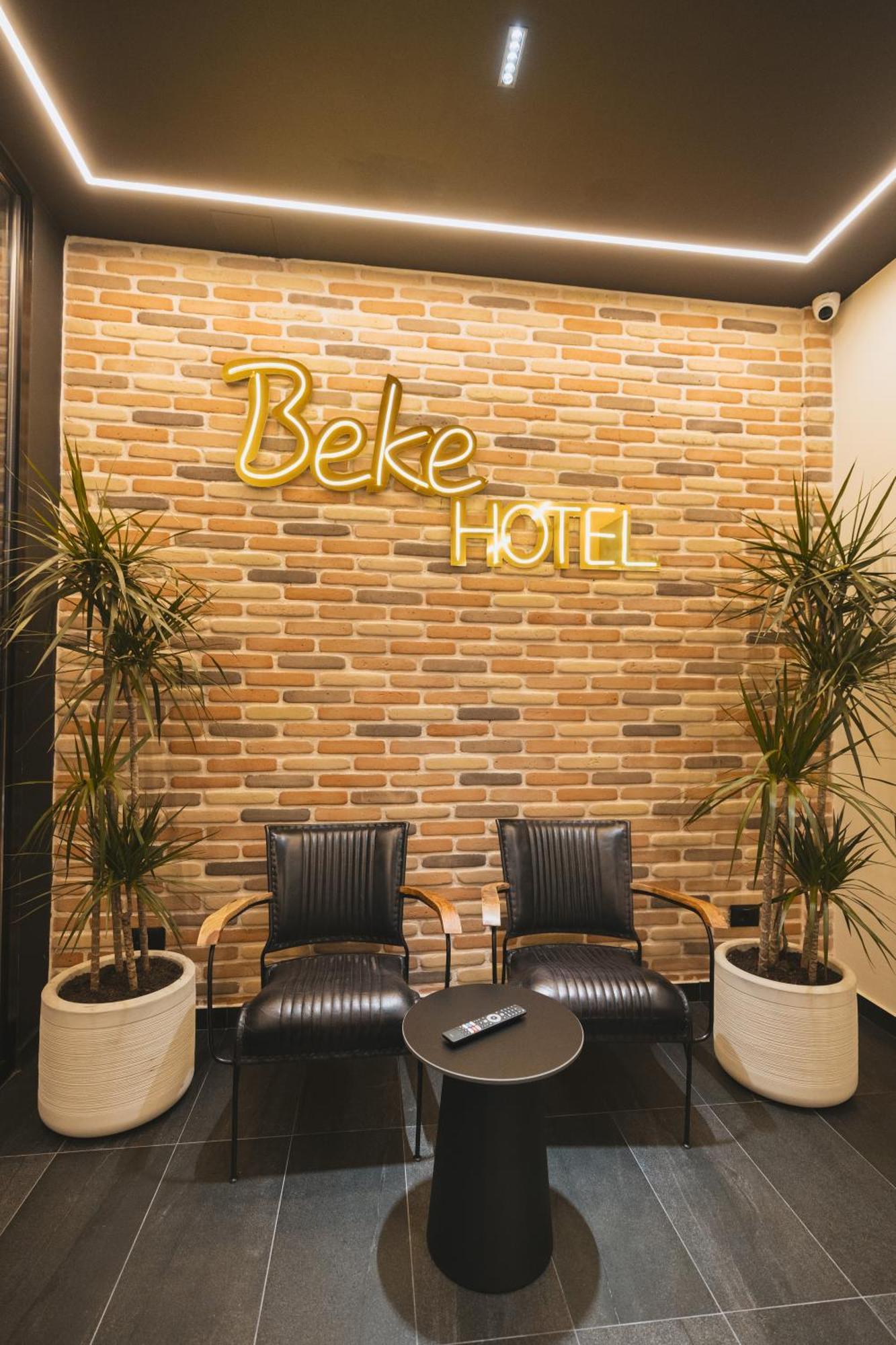 Hotel Beke Wlora Zewnętrze zdjęcie