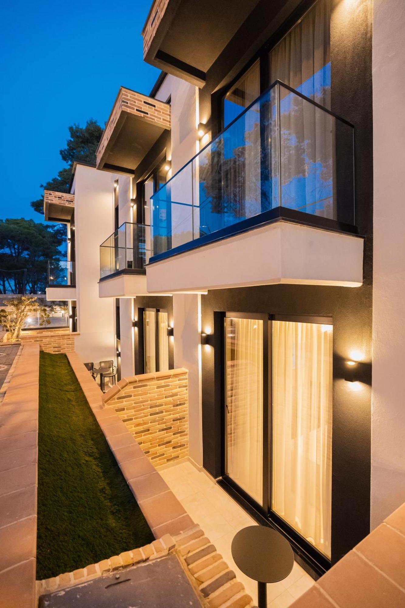 Hotel Beke Wlora Zewnętrze zdjęcie