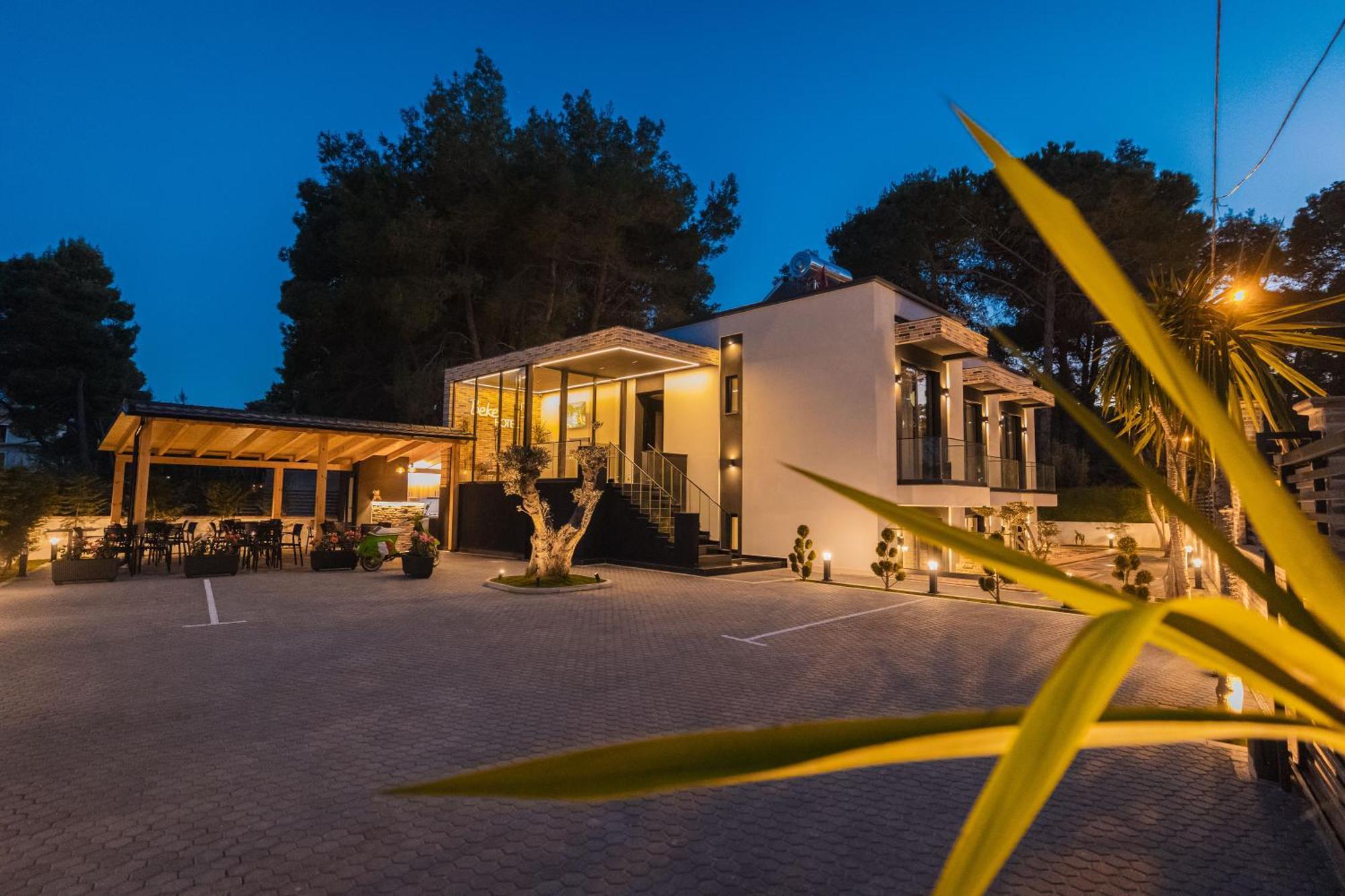 Hotel Beke Wlora Zewnętrze zdjęcie