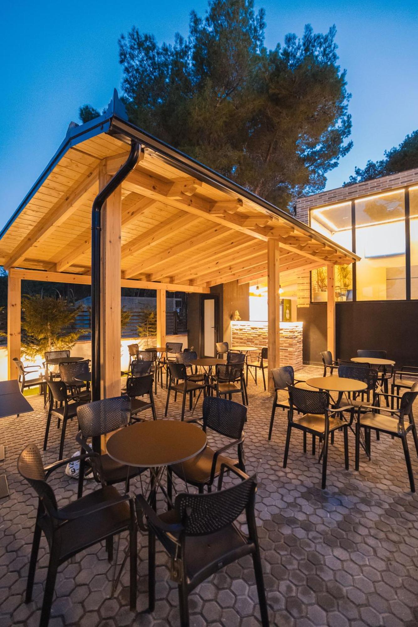 Hotel Beke Wlora Zewnętrze zdjęcie