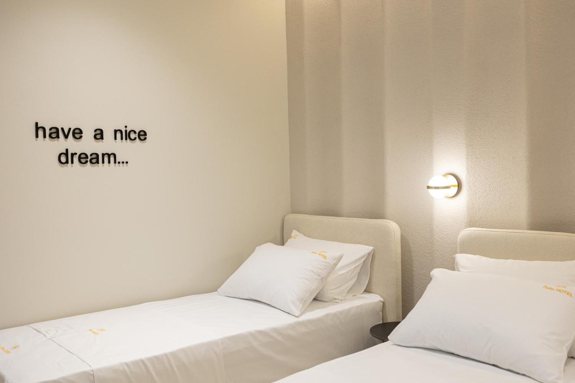 Hotel Beke Wlora Zewnętrze zdjęcie