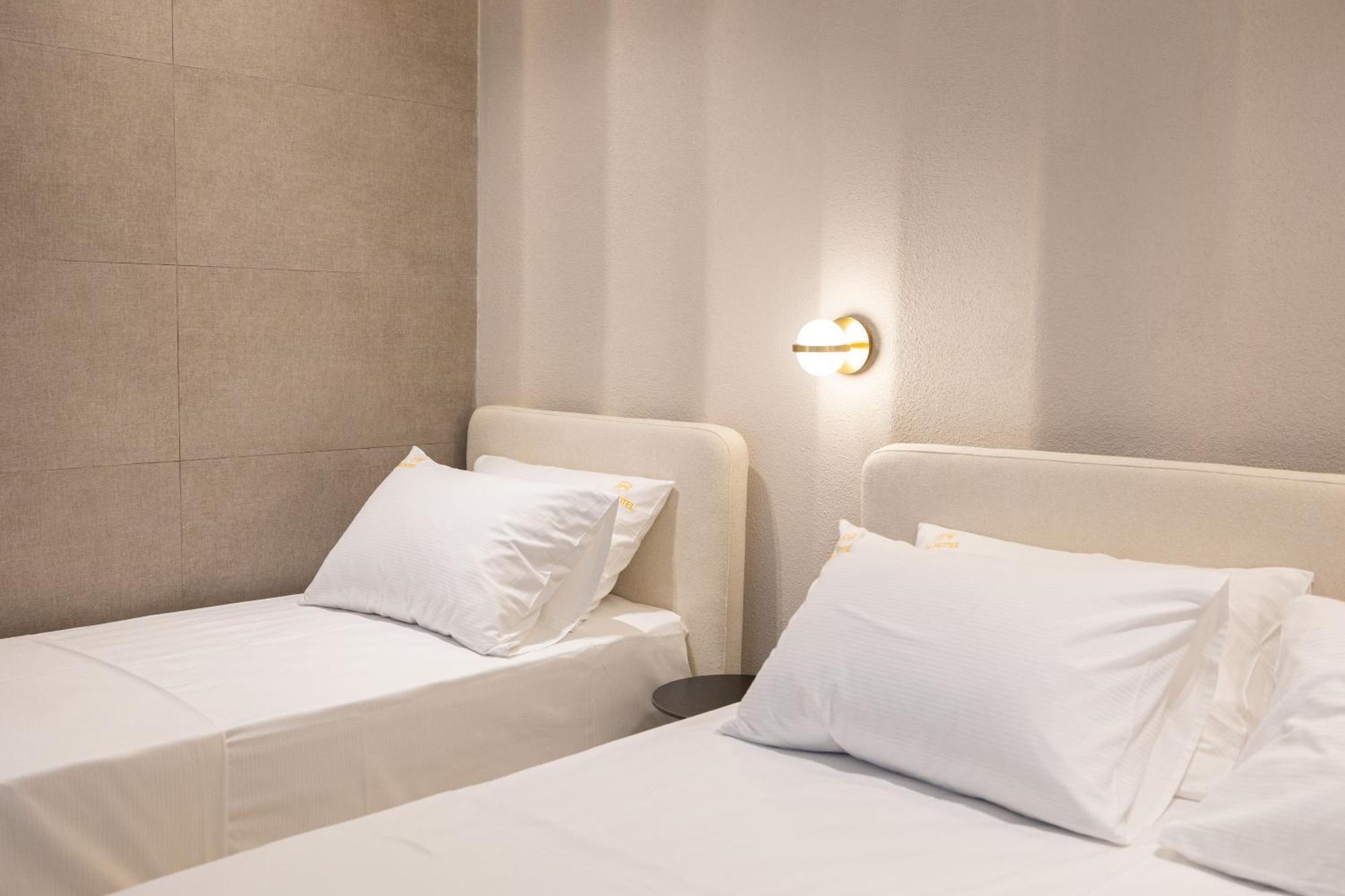 Hotel Beke Wlora Zewnętrze zdjęcie